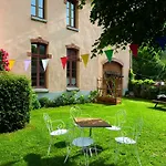Hostel De L'escolan