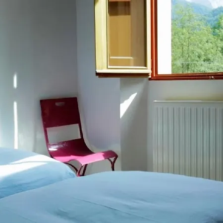 Auberge de jeunesse De L'escolan *