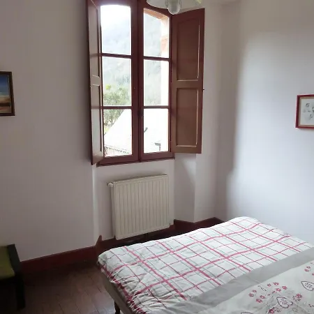 De L'escolan Aulus-les-Bains