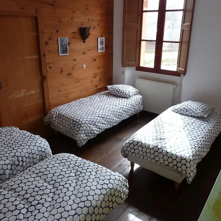 De L'escolan Aulus-les-Bains