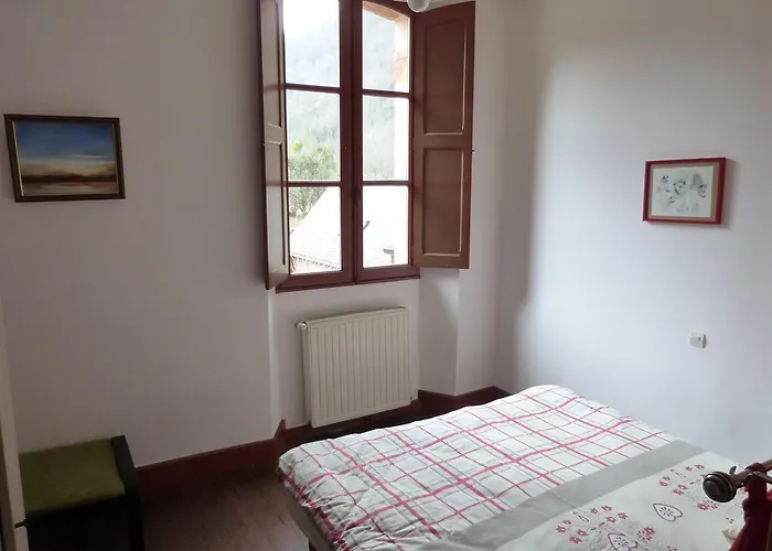 De L'escolan Aulus-les-Bains