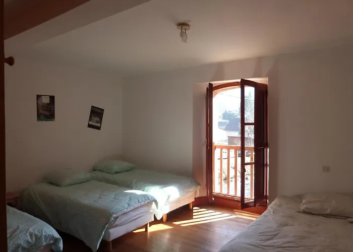 Vandrarhem De L'escolan